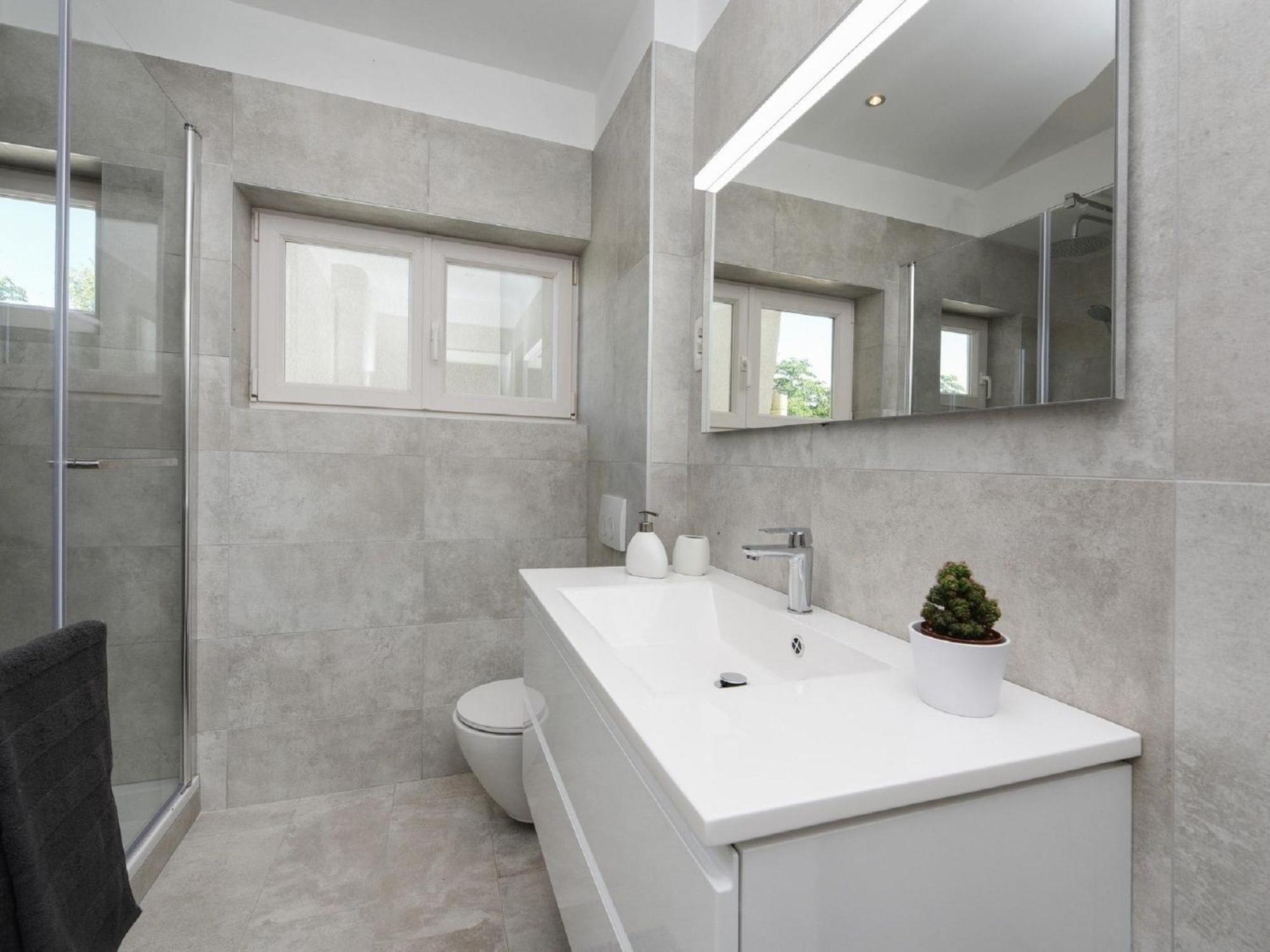 Modern Villa In Nin With Terrace المظهر الخارجي الصورة